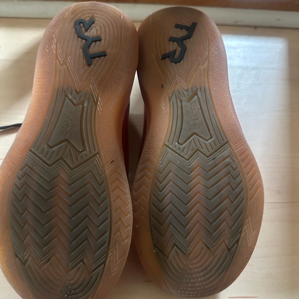 TYR CXT-2 Carbon Trainers - Picture 7 of 7